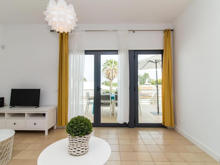 Rainbow House - Sea View & Pool & Garage & Garden & Villa Albufeira